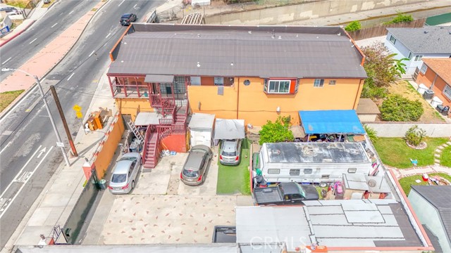 Detail Gallery Image 8 of 14 For 923 W Rosecrans Ave, Compton,  CA 90222 - 4 Beds | 2 Baths