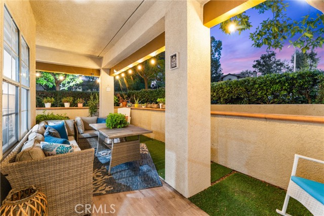 Front Image Thumbnail for CROC25264353