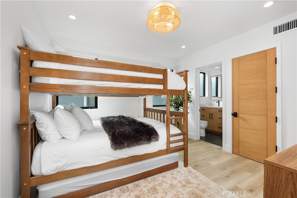 MLS #NP25278961 image #16