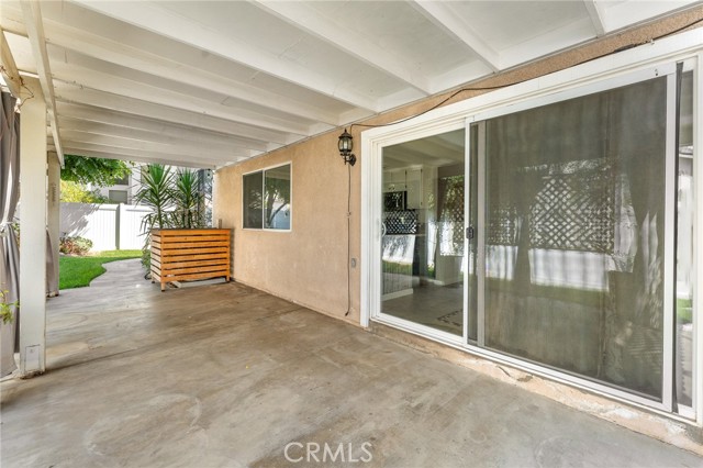 10162 Basalt Lane, Mentone CA: https://media.crmls.org/medias/0ae45a26-4487-4935-b0f8-2108f6f9b0e9.jpg