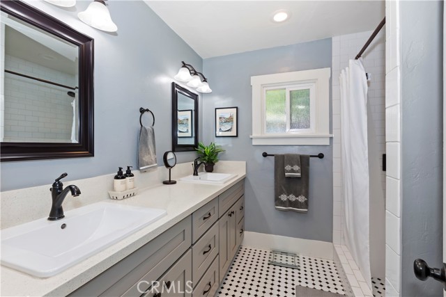 Detail Gallery Image 23 of 30 For 313 N 8th, Upland,  CA 91786 - 2 Beds | 1/1 Baths