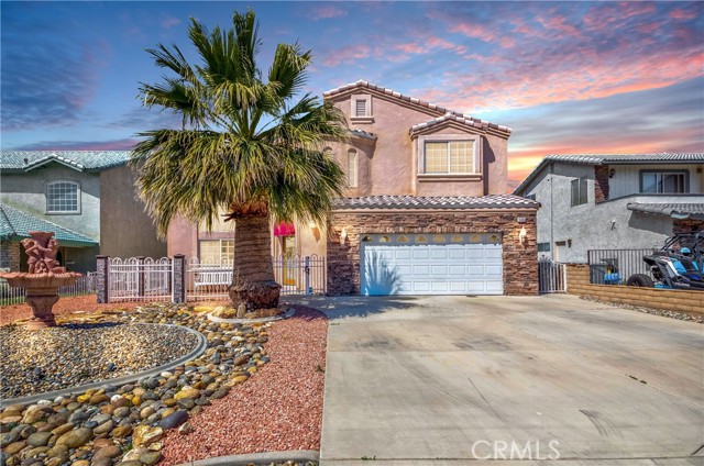 Detail Gallery Image 1 of 23 For 18066 Mariner Dr, Victorville,  CA 92395 - 5 Beds | 3 Baths