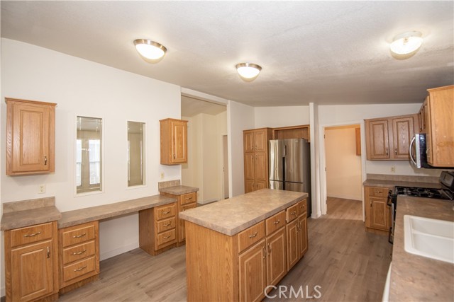 Detail Gallery Image 8 of 47 For 25350 Santiago #153,  Moreno Valley,  CA 92551 - 4 Beds | 3 Baths