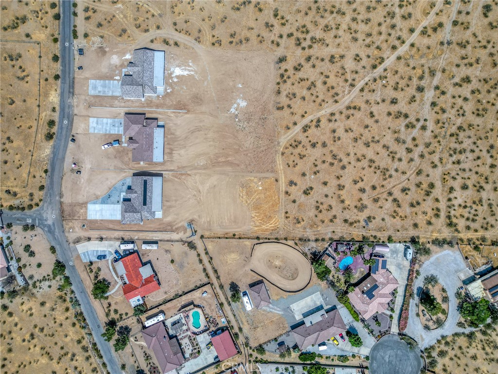 https://media.crmls.org/medias/0ae5eb08-0236-412c-adcf-1d6b769a6bda.jpg?preset=X-Large