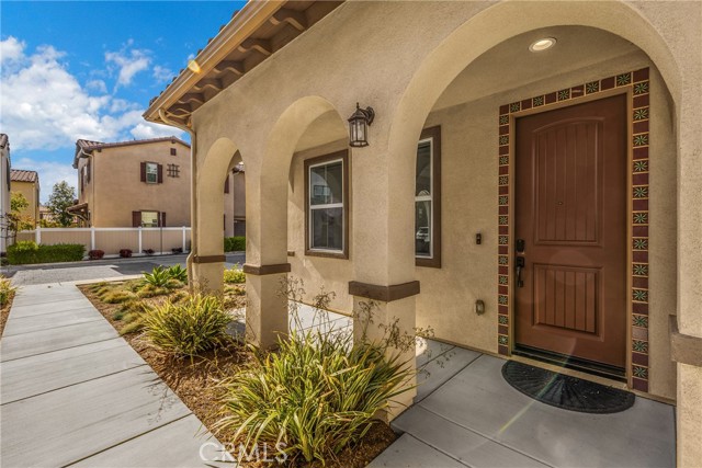 Detail Gallery Image 5 of 48 For 1636 Palmer Ct, Upland,  CA 91784 - 3 Beds | 2/1 Baths