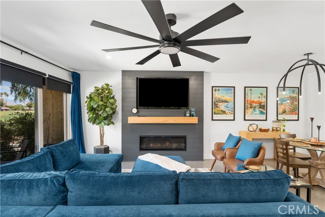 2423 Los Patos, Palm Springs CA: https://media.crmls.org/medias/0ae6355b-fa5d-473b-8c8b-a72b10f58cd2.jpg