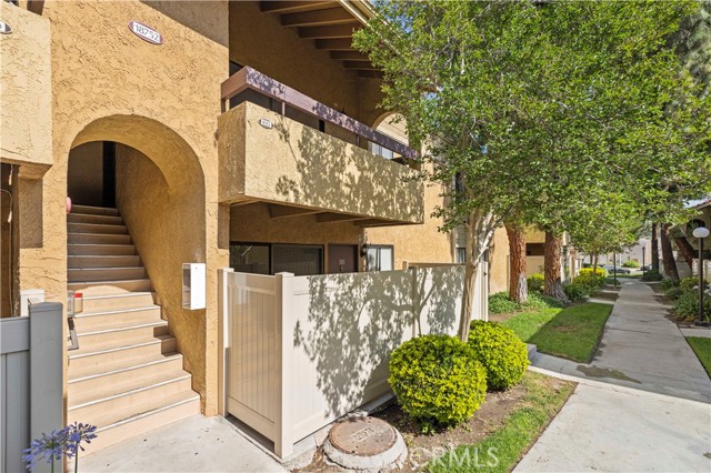 18752 Mandan Street, Canyon Country CA: https://media.crmls.org/medias/0ae721f9-7a51-4f0e-9426-23466822a9eb.jpg
