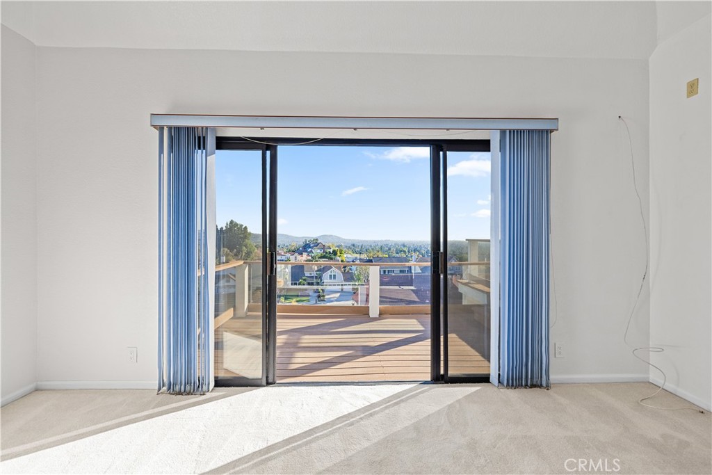 MLS #OC25231076 image #29