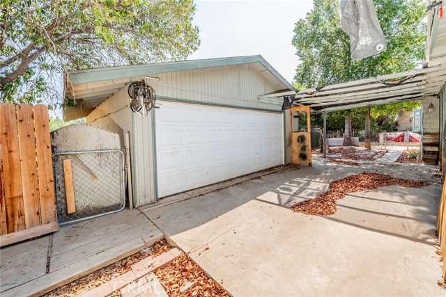 1964 Marlborough Avenue, Riverside CA: https://media.crmls.org/medias/0ae74671-7c25-4c74-8498-93bb78a17bac.jpg