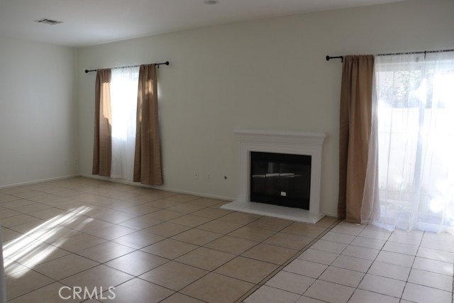 Detail Gallery Image 17 of 37 For 16731 Parthenia St #3,  Northridge,  CA 91343 - 4 Beds | 3 Baths