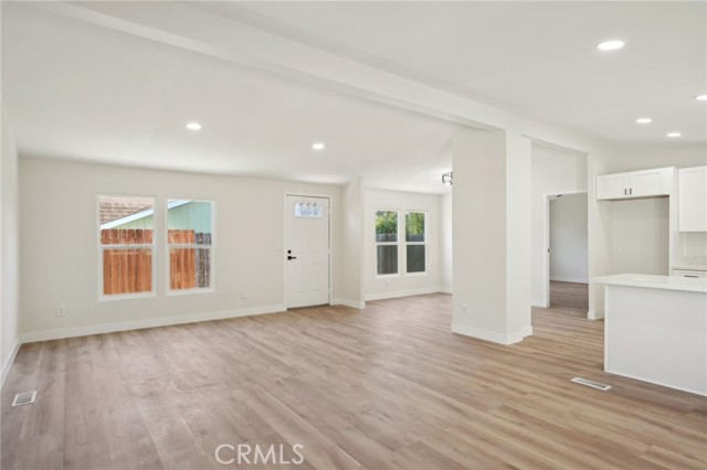 33418 Furrow Court, Wildomar CA: https://media.crmls.org/medias/0ae81352-69bd-47a0-a868-e095b82b4b63.jpg
