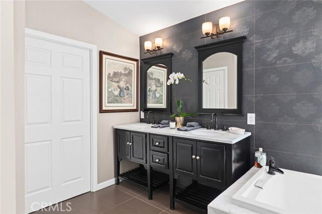 Detail Gallery Image 20 of 38 For 5850 via Del Bisonte, Yorba Linda,  CA 92887 - 4 Beds | 3 Baths