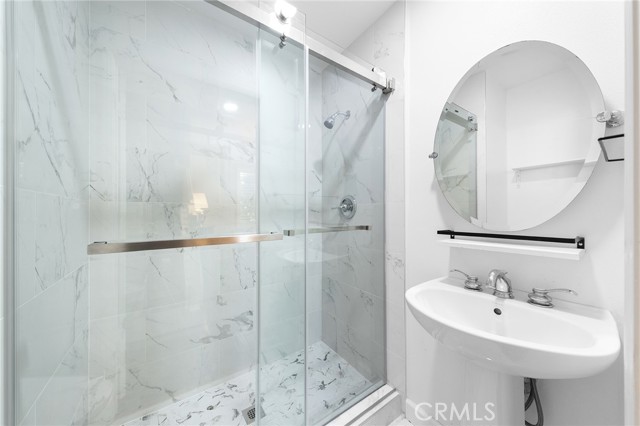 78 Keepsake, Irvine CA: https://media.crmls.org/medias/0ae9946b-a56b-47f0-a98c-81b2dbc866f8.jpg