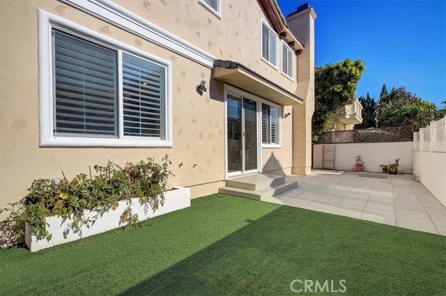 2214 Clark Lane, Redondo Beach, California 90278, 4 Bedrooms Bedrooms, ,3 BathroomsBathrooms,Residential,Sold,Clark,SB21253710