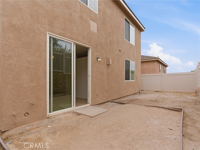 Detail Gallery Image 22 of 36 For 29436 Shannon Ct, Canyon Country,  CA 91387 - 4 Beds | 2/1 Baths