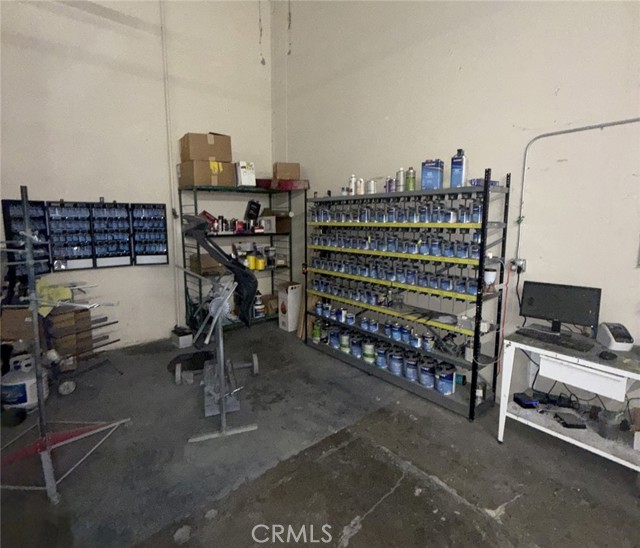 2439 Arden, Sacramento CA: https://media.crmls.org/medias/0aea6ca7-d7b8-4434-83f8-64d3abcb3d93.jpg