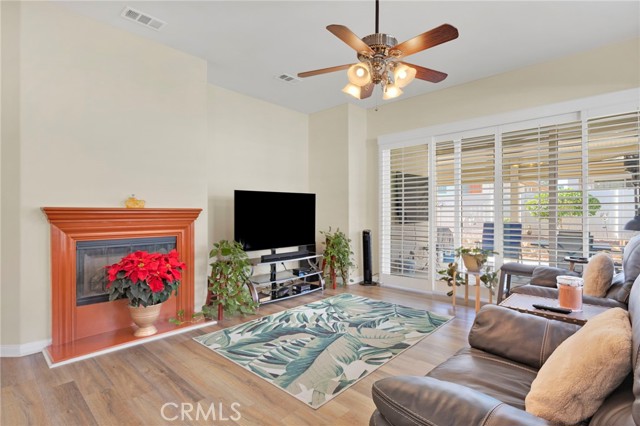 Detail Gallery Image 6 of 50 For 11166 Avonlea, Apple Valley,  CA 92308 - 2 Beds | 2 Baths