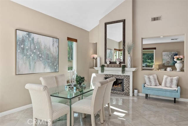 Detail Gallery Image 9 of 38 For 5555 Mulberry Way, Yorba Linda,  CA 92887 - 4 Beds | 3 Baths