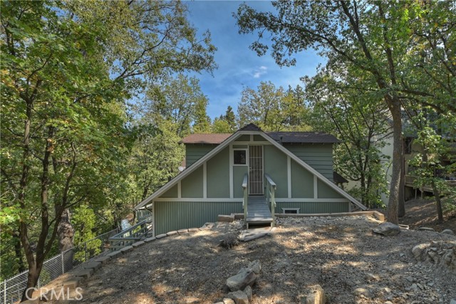 Detail Gallery Image 5 of 49 For 26690 Thunderbird Dr, Lake Arrowhead,  CA 92352 - 3 Beds | 3/1 Baths