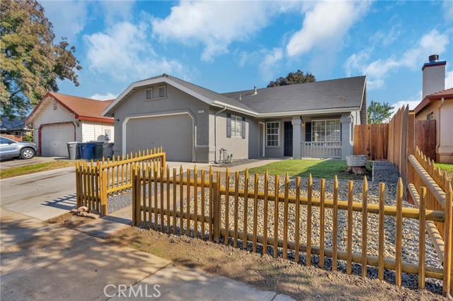 Detail Gallery Image 1 of 1 For 2832 La Cresenta Ave, Merced,  CA 95348 - 3 Beds | 1 Baths