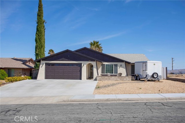2081 Ruby Dr, Barstow, CA 92311