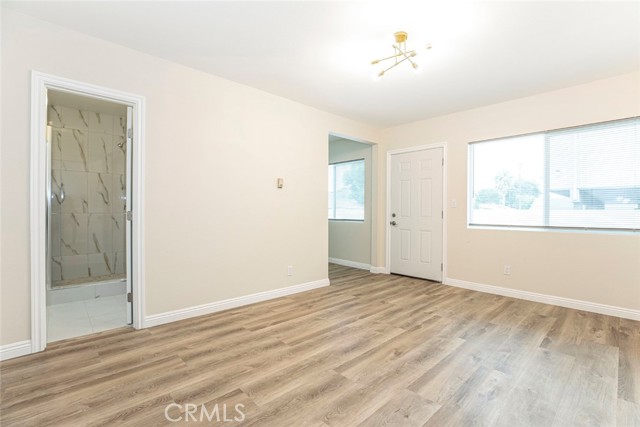 Detail Gallery Image 5 of 12 For 6250 Vineland #4,  North Hollywood,  CA 91606 - 0 Beds | 1 Baths