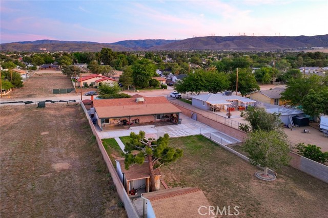 5111 W Avenue M2, Lancaster CA: https://media.crmls.org/medias/0aec1204-2729-4b68-86e9-83d032f56f6f.jpg