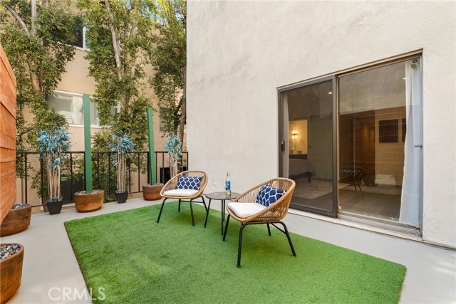 Detail Gallery Image 20 of 24 For 1045 N Kings Rd #107,  West Hollywood,  CA 90069 - 2 Beds | 2 Baths
