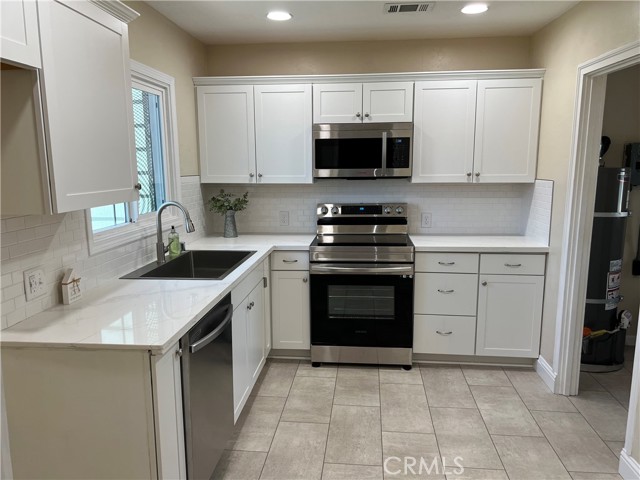 2030 Union Avenue, Merced CA: https://media.crmls.org/medias/0aec8bf9-5108-4ce1-a9bd-84890303a62d.jpg