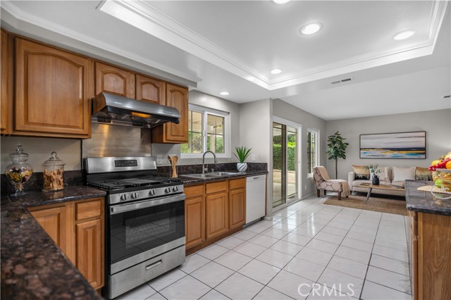 Detail Gallery Image 23 of 54 For 697 Farben Dr, Diamond Bar,  CA 91765 - 4 Beds | 3 Baths