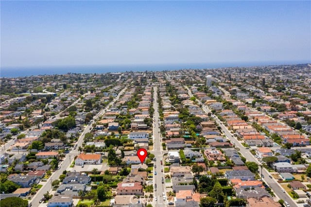 1710 5th Street, Manhattan Beach, California 90266, 4 Bedrooms Bedrooms, ,2 BathroomsBathrooms,Residential,Sold,5th,SB24126345