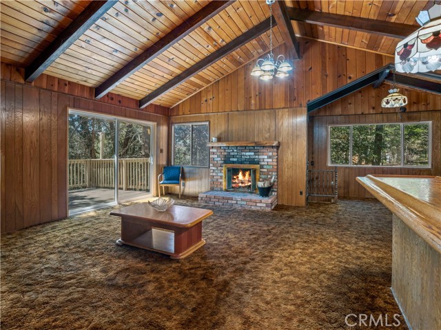 Detail Gallery Image 2 of 33 For 1155 Chateau, Crestline,  CA 92325 - 3 Beds | 1 Baths