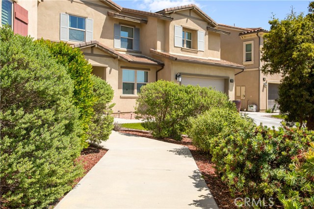 34901 Limecrest Place, Murrieta CA: https://media.crmls.org/medias/0aeffb76-71bf-45f2-aa72-e50914072b2b.jpg