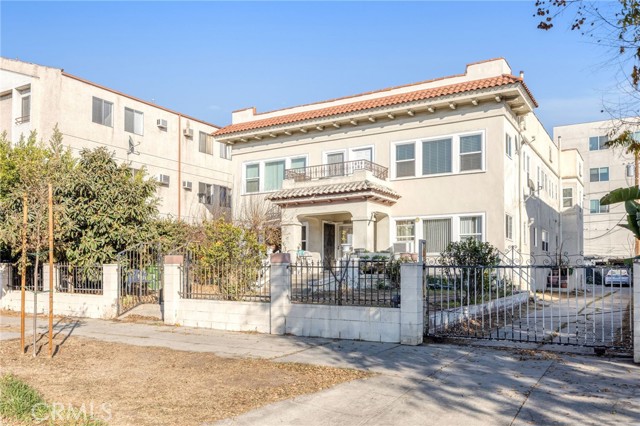 Detail Gallery Image 23 of 23 For 550 N Kenmore Ave #1/2,  Los Angeles,  CA 90004 - 2 Beds | 1 Baths