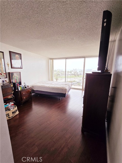 Detail Gallery Image 3 of 4 For 700 E Ocean Bld #907,  Long Beach,  CA 90802 - 1 Beds | 2 Baths