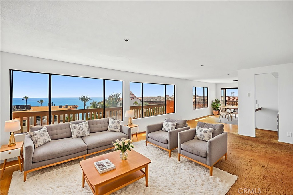 409 Arenoso Lane #9