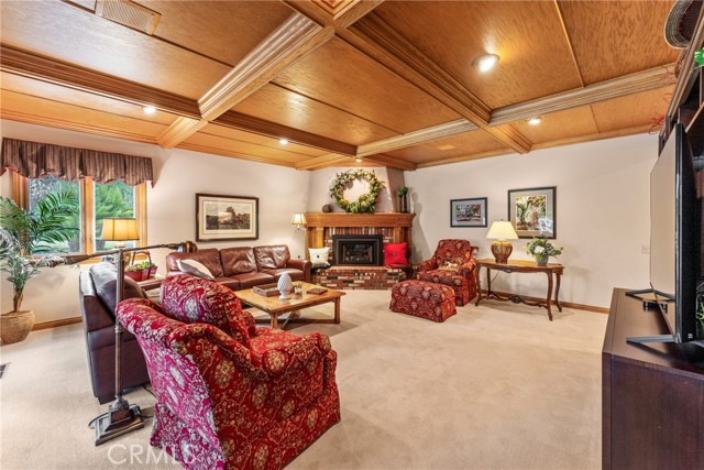 Detail Gallery Image 30 of 75 For 1914 Country Club Ln, Redlands,  CA 92373 - 5 Beds | 3/1 Baths