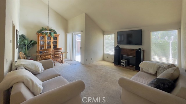 Detail Gallery Image 20 of 27 For 1717 Cherry Hill Rd, Santa Paula,  CA 93060 - 4 Beds | 2/1 Baths