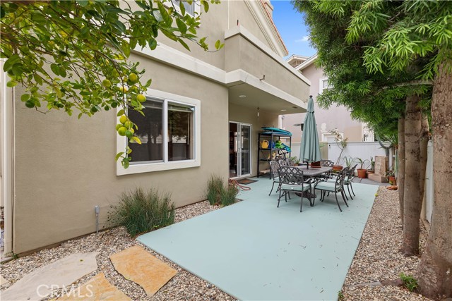 Detail Gallery Image 13 of 46 For 211 S Francisca #B,  Redondo Beach,  CA 90277 - 4 Beds | 3 Baths