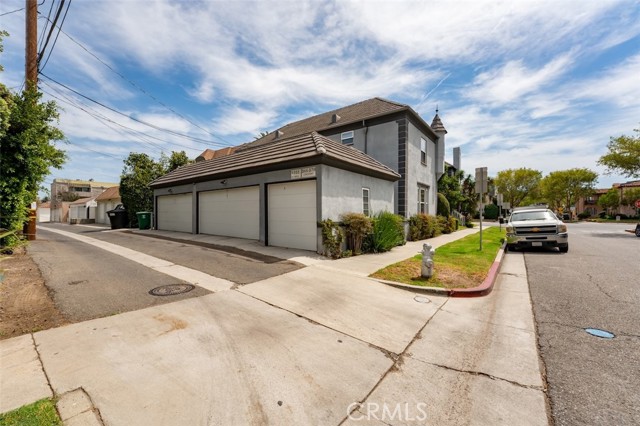 368 South Crescent photo 41