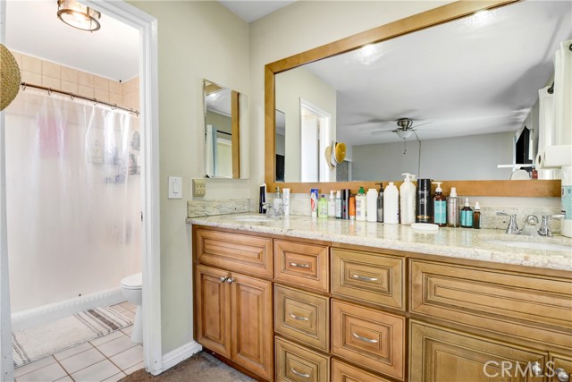 Detail Gallery Image 14 of 23 For 1459 E 214th St, Carson,  CA 90745 - 5 Beds | 3 Baths
