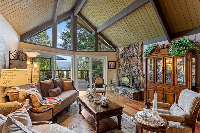 Detail Gallery Image 18 of 69 For 750 Zurich Dr, Lake Arrowhead,  CA 92352 - 4 Beds | 4/1 Baths