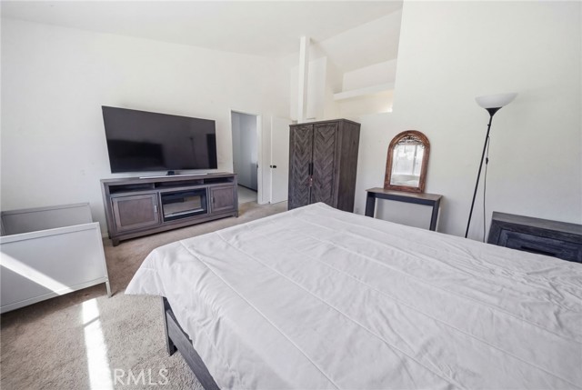 Detail Gallery Image 5 of 46 For 130 Mountainside Dr, Palmdale,  CA 93550 - 3 Beds | 2 Baths