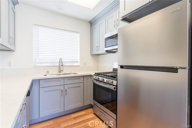 Detail Gallery Image 11 of 29 For 14948 Moorpark St, Sherman Oaks,  CA 91403 - – Beds | – Baths