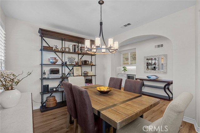 Detail Gallery Image 13 of 67 For 890 Lindamere, Simi Valley,  CA 93065 - 5 Beds | 4/1 Baths