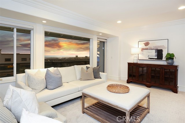 Detail Gallery Image 11 of 33 For 1 Coventry, Newport Beach,  CA 92660 - 4 Beds | 3/1 Baths