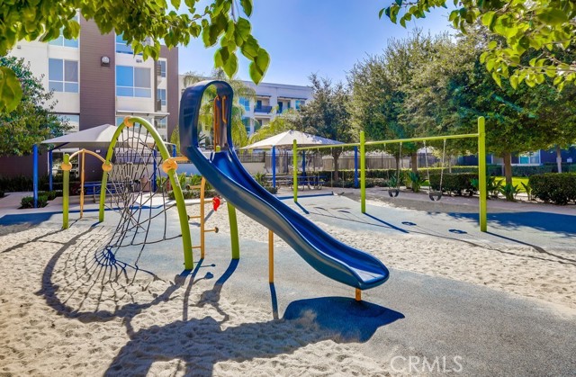 Detail Gallery Image 62 of 66 For 943 E Mason Ln #62,  Anaheim,  CA 92805 - 3 Beds | 2/1 Baths