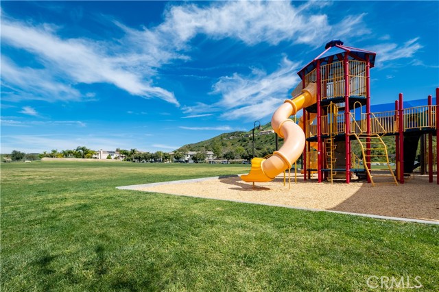 Detail Gallery Image 62 of 63 For 29062 Garnet Canyon, Saugus,  CA 91390 - 6 Beds | 4/1 Baths