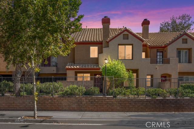 28114 Seco Canyon Unit: 156