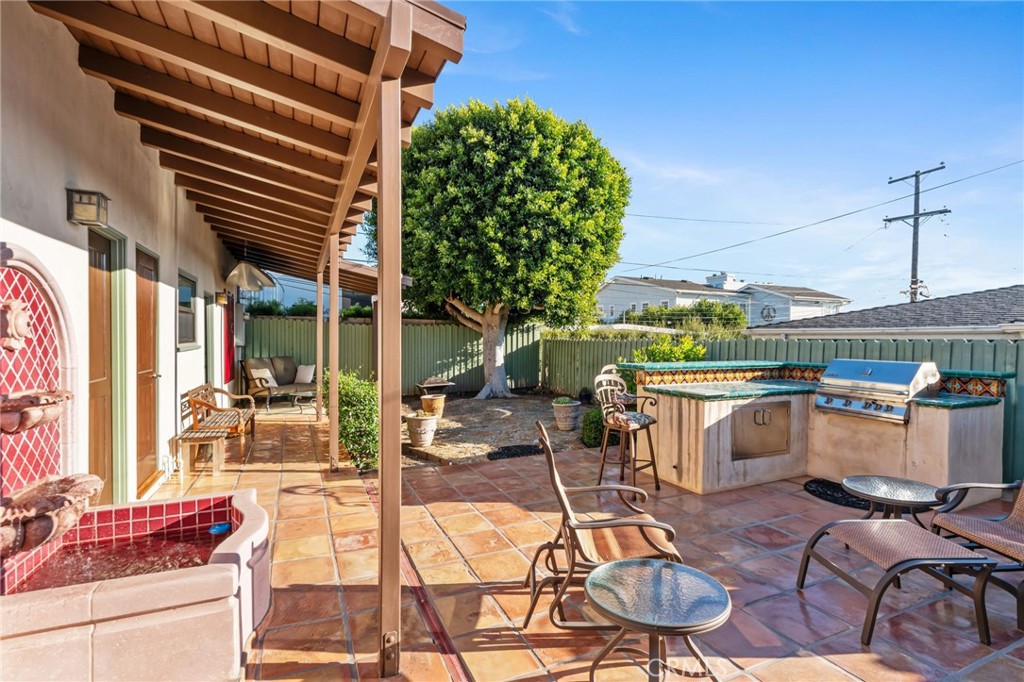 MLS #FR25240886 image #24